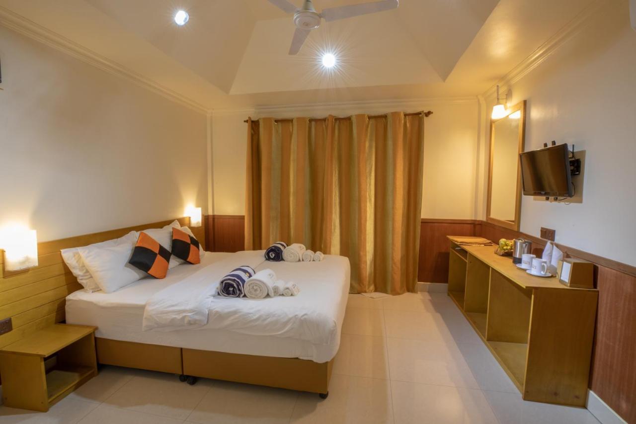 Coral Beach Maldives Hangnaameedhoo Exterior photo